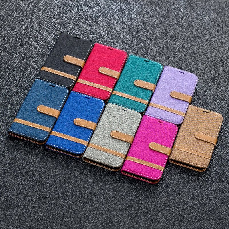 Leren Hoesje voor iPhone 11 Pro Met Ketting Band Van Stof En Leereffect